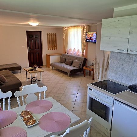 Apartman Cherry Gradac Valjevo Buitenkant foto