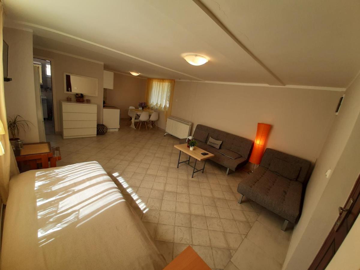 Apartman Cherry Gradac Valjevo Buitenkant foto